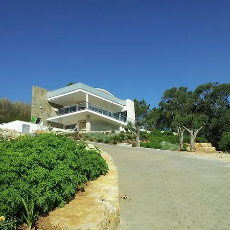 Modern In By The Sea Калдаш-да-Раинья